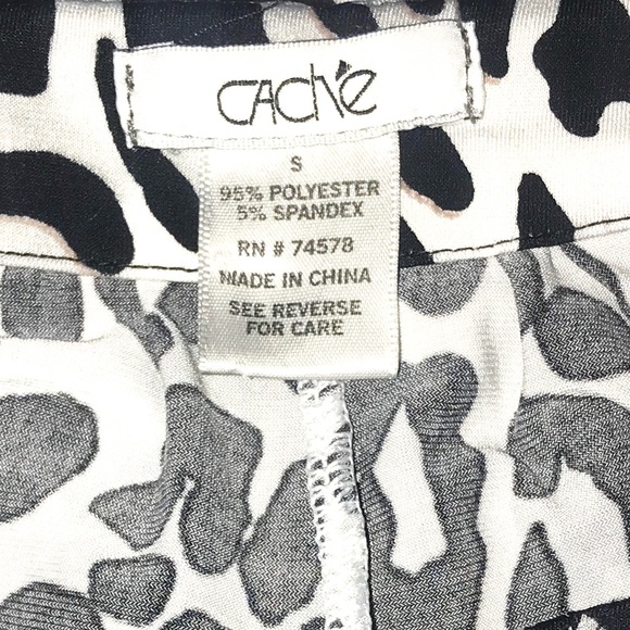 CACHE Black and White Cheetah Print Rouched Top - Picture 6 of 8